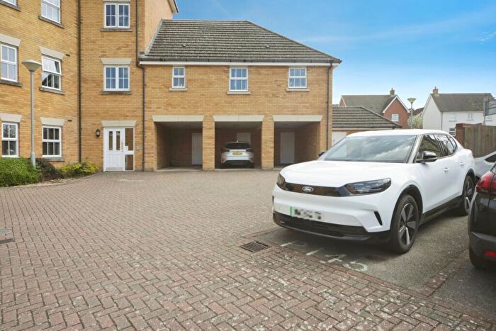 2 Bedroom Flat For Sale In Nuthatch Close, Stowmarket, Suffolk, IP14