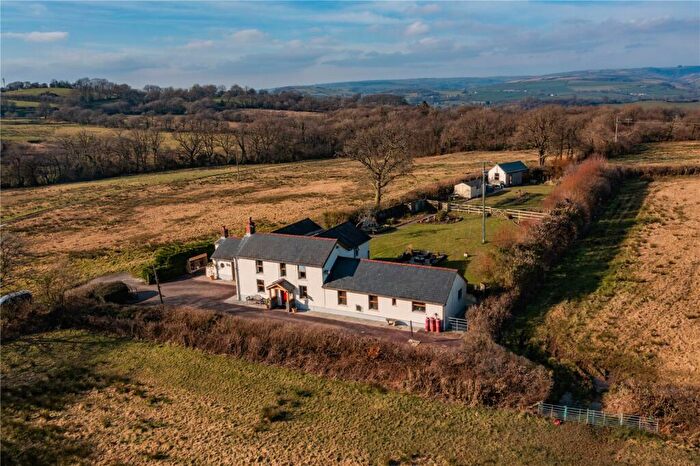 4 Bedroom Detached House For Sale In Llanarthney, Carmarthen, Carmarthenshire, SA32