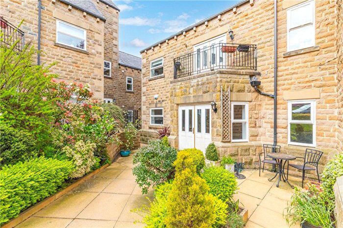 2 Bedroom Flat For Sale In Regency Court, Ilkley, LS29