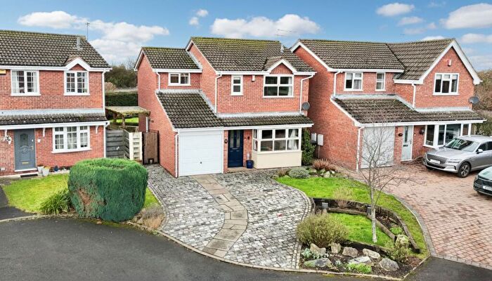 3 Bedroom Detached House For Sale In Priory Close, Crewe, CW1