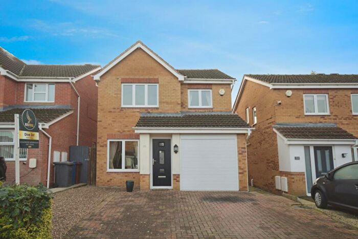3 Bedroom Detached House For Sale In Ruston Drive, Royston, Barnsley, S71