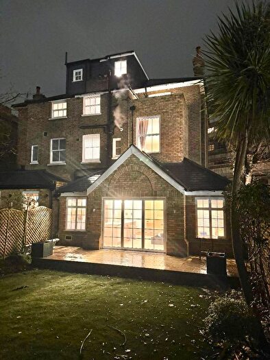 5 Bedroom Semi-Detached House To Rent In Lichfield Gardens, Richmond, TW9