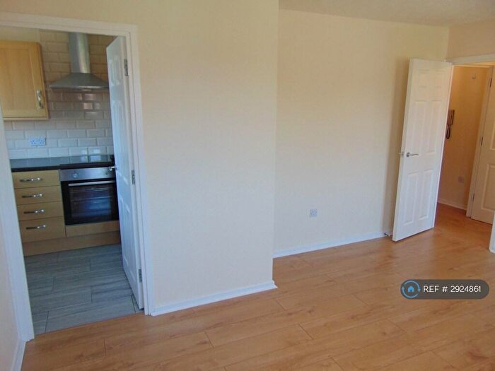 1 Bedroom Flat To Rent In Hadrians Court, Peterborough, PE2