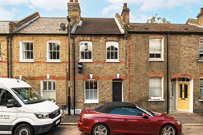 2 Bedroom Property For Sale In Lindsell Street, Greenwich, SE10