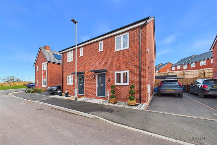 2 Bedroom Semi-Detached House For Sale In Churnet View, Uttoxeter, Staffordshire, ST14