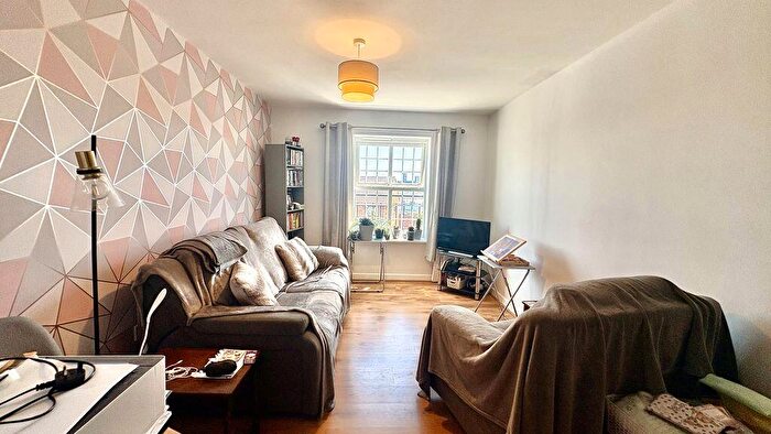 2 Bedroom Apartment For Sale In Cambrai Close, Lincoln, LN1