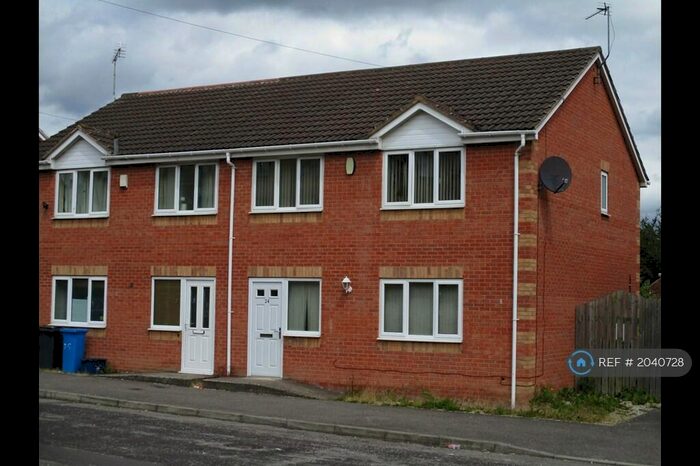 3 Bedroom Semi-Detached House To Rent In Adelphi Street, Sheffield, S6