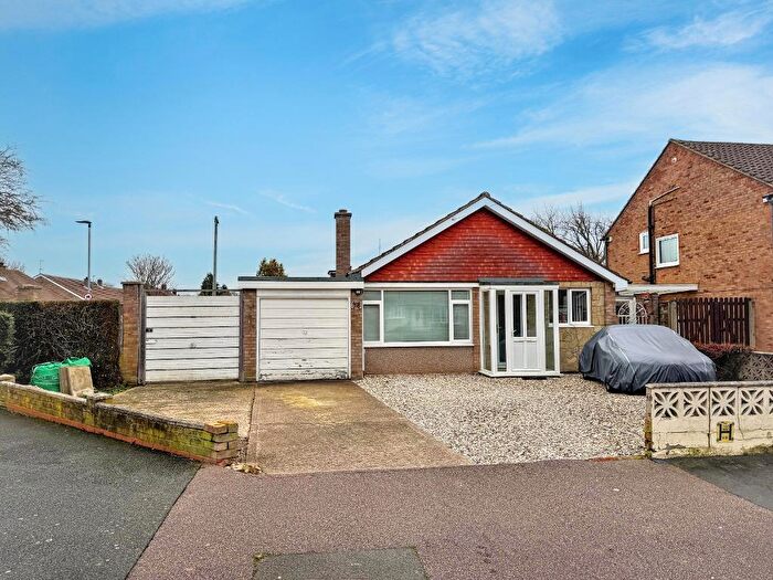 3 Bedroom Detached Bungalow For Sale In Heronscroft, Bedford, MK41