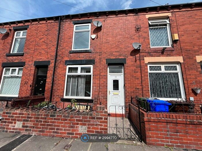 2 Bedroom Terraced House To Rent In Crosby Road, Manchester, M40
