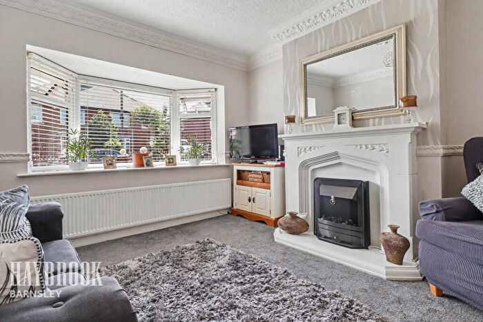 3 Bedroom Semi Detached House For Sale In Loxley Avenue, Wombwell, S73