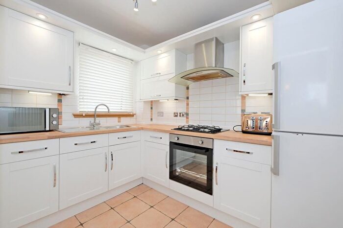 2 Bedroom Flat To Rent In The Royal Apartments, Great Northern Road, AB24