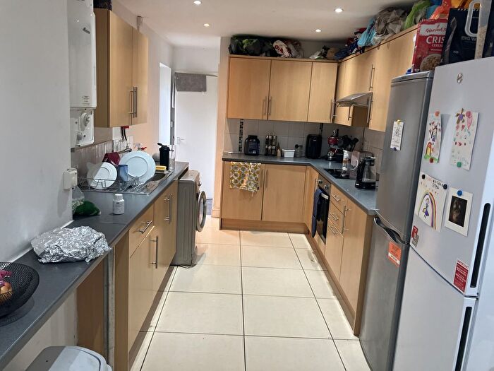 4 Bedroom End Of Terrace House To Rent In Donald Street, Cardiff, CF24