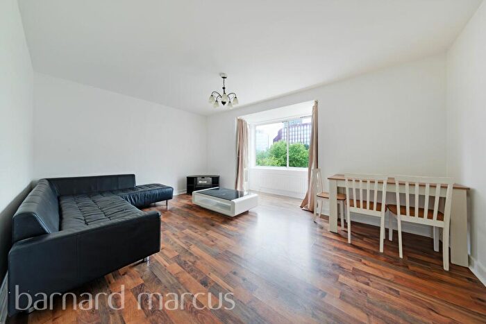 1 Bedroom Flat To Rent In Dingwall Road, Croydon, CR0