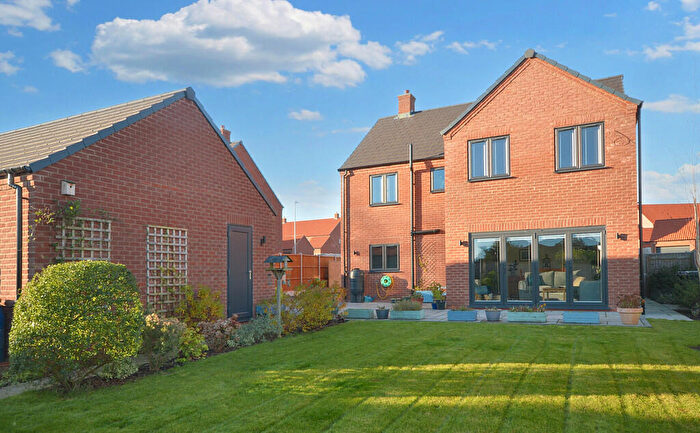 4 Bedroom Detached House For Sale In Buttercup Lane, Louth, LN11