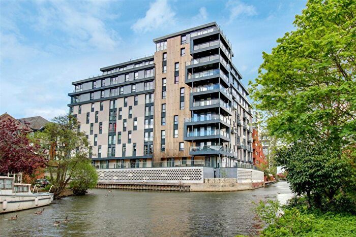 2 Bedroom Apartment To Rent In Kings Road, Reading, RG1