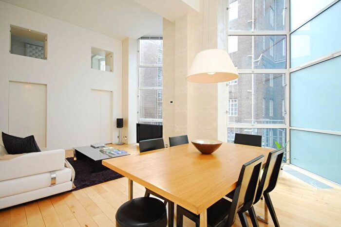 2 Bedroom Flat To Rent In Hall Road, St John's Wood, London, NW8