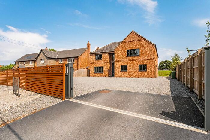 4 Bedroom Detached House For Sale In Ploughboy Lane, Saham Hills, IP25