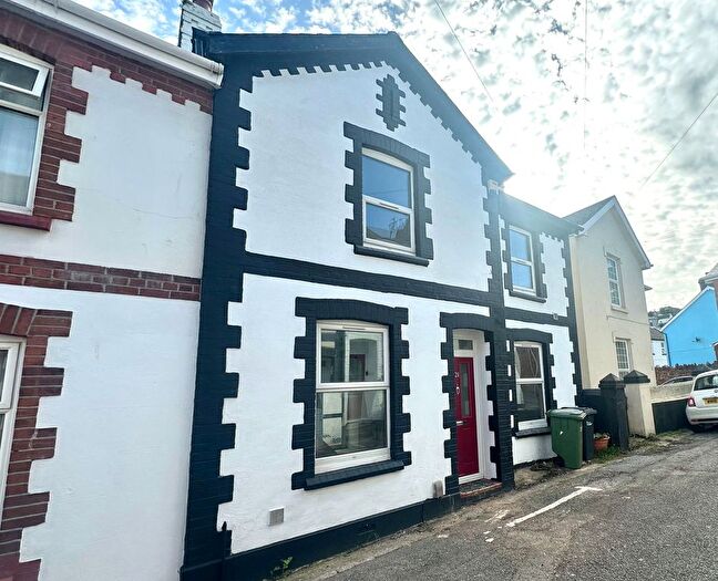 3 Bedroom Semi-Detached House For Sale In Millbrook Road, Paignton, TQ3
