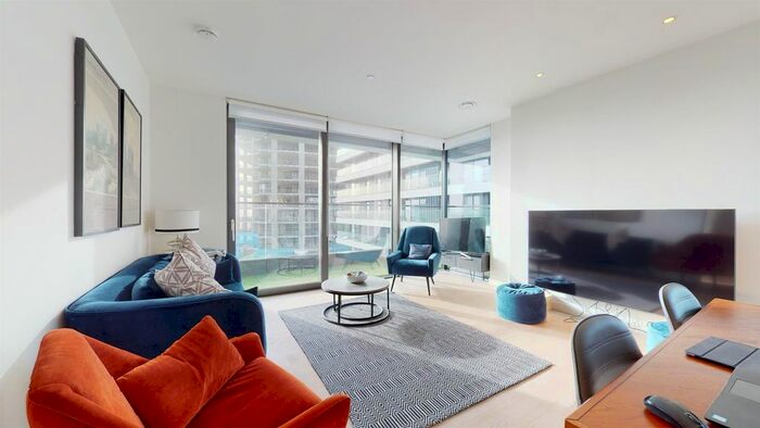 2 Bedroom Flat To Rent In Hobart Building, Wardian, E14