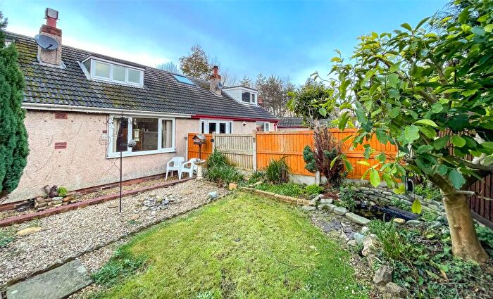 2 Bedroom Bungalow For Sale In Maes Y Glyn, Llanfairfechan, Conwy, LL33