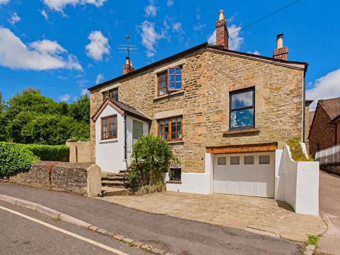 4 Bedroom Detached House For Sale In Hawthorns Road, Drybrook, GL17