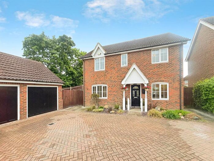 4 Bedroom Detached House For Sale In Flamingo Drive, Herne Bay, CT6