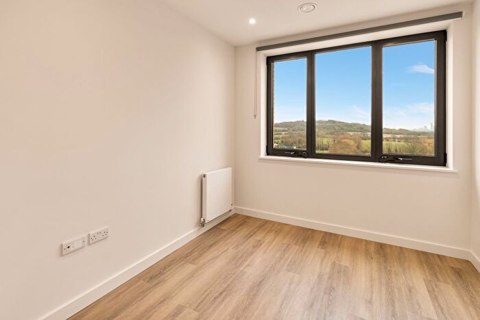 2 Bedroom Flat To Rent In Greenford, UB6