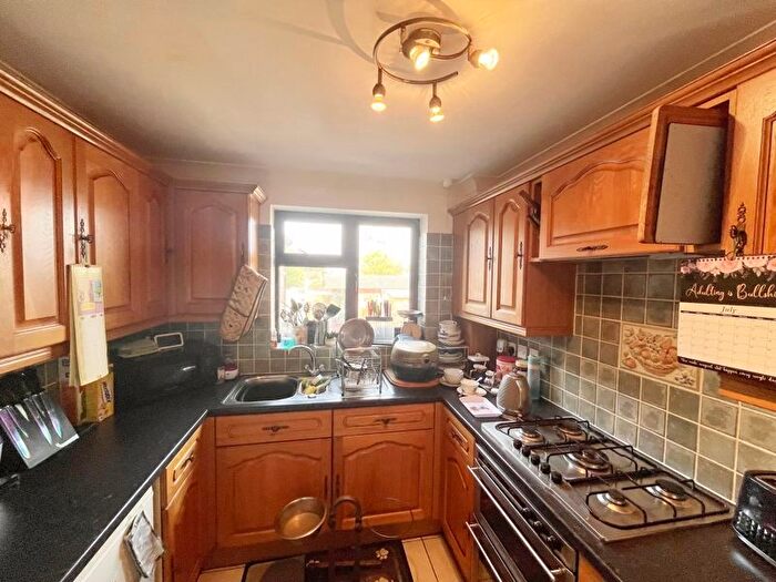 4 Bedroom Detached House For Sale In Tutbury Avenue, Wolverhampton, WV6