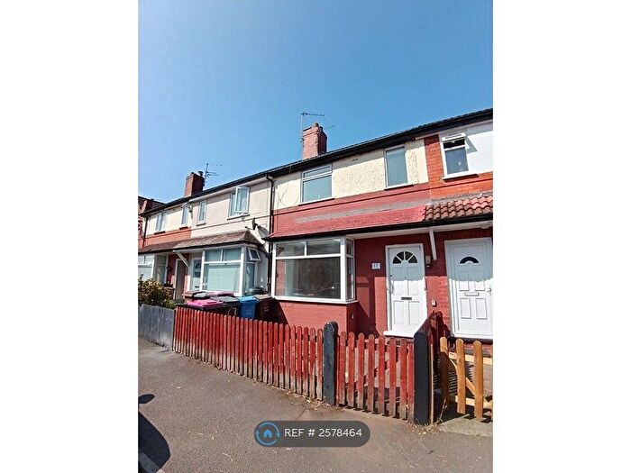 2 Bedroom Terraced House To Rent In Brown Street, Salford, M6