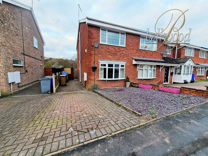 2 Bedroom Semi-Detached House To Rent In Harrington Drive, Stoke On Trent, ST3