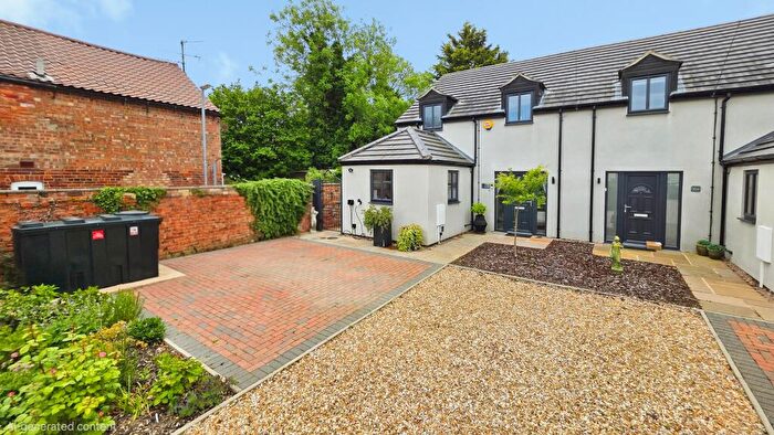3 Bedroom Semi-Detached House For Sale In High Street, Helpringham, NG34