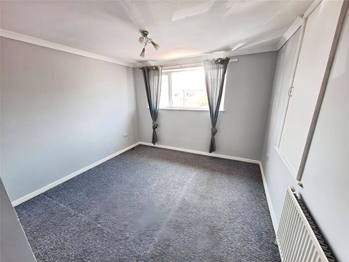 3 Bedroom Terraced House For Sale In Dorlecote Place, Nuneaton, Warwickshire, CV10