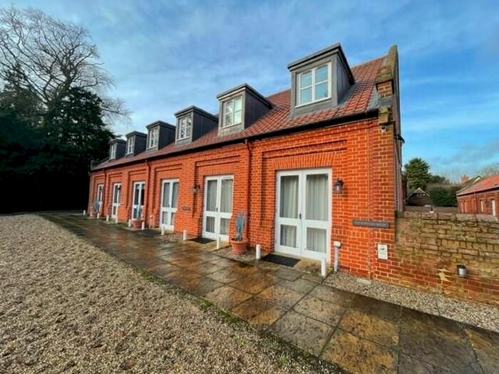 2 Bedroom End Of Terrace House To Rent In The Street, Great Saling, Braintree, CM7