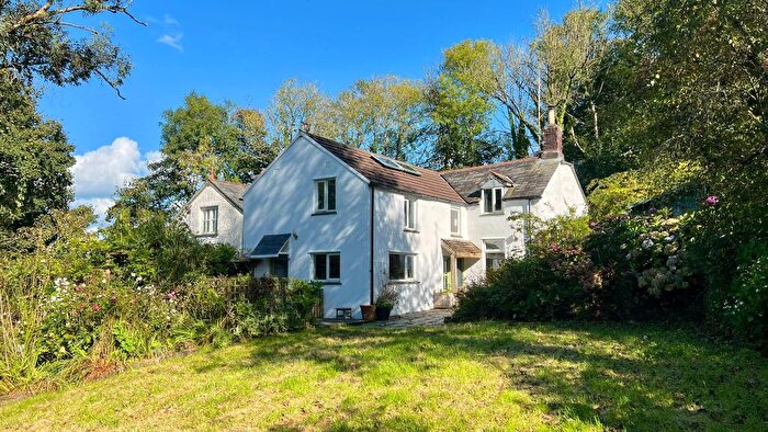 3 Bedroom Semi-Detached House For Sale In Snow Hill Cottage, Trelill, Bodmin, PL30