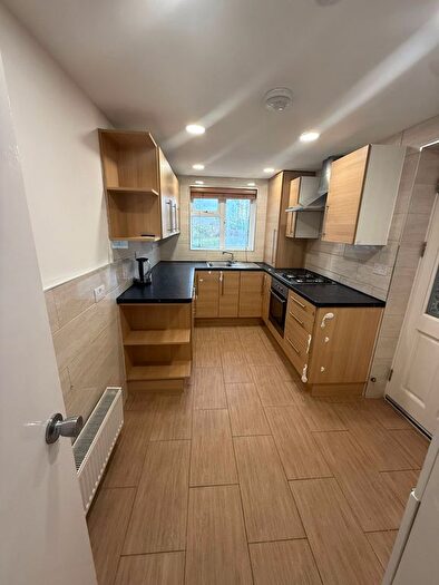 2 Bedroom Flat To Rent In Danes Gate, Harrow, HA1