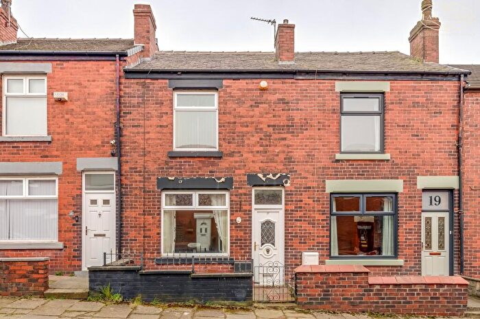 2 Bedroom Terraced House For Sale In Knowsley Grove, Horwich, Bolton, BL6