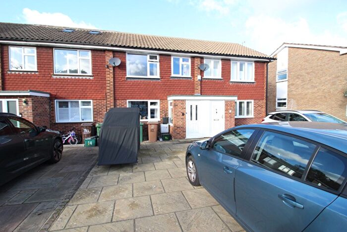 3 Bedroom Terraced House To Rent In Woodbine Lane, Worcester Park, KT4