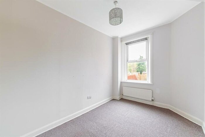 1 Bedroom Flat To Rent In **Available Now** Claremont Road, Spital Tongues, NE2