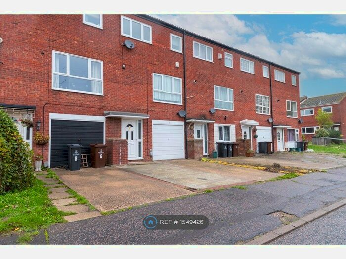 3 Bedroom Terraced House To Rent In Britten Close, Colchester, CO4