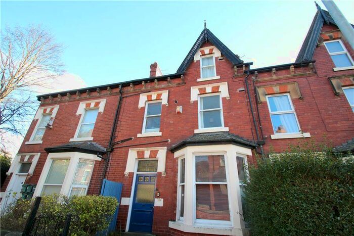 1 Bedroom Flat To Rent In Roundhay View, Potternewton, Leeds, LS8