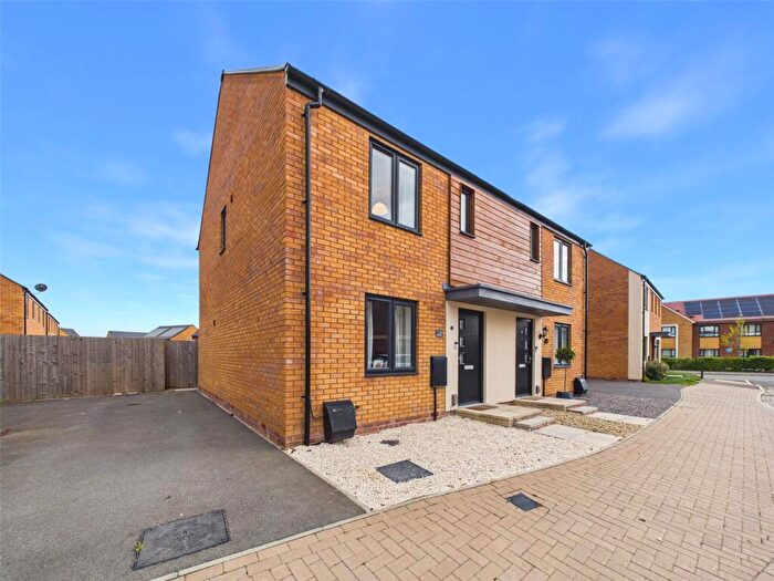 3 Bedroom Semi Detached House For Sale In Citrine Place, Bishops Cleeve, Cheltenham, Gloucestershire, GL52