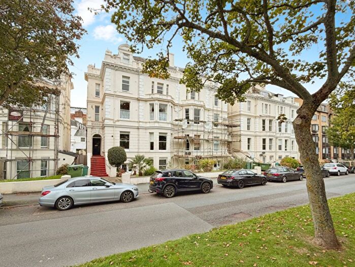 2 Bedroom Flat To Rent In Castle Hill Avenue, Folkestone, CT20