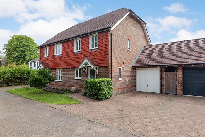 2 Bedroom Semi-Detached House For Sale In Brambling Close, Horsham, RH13