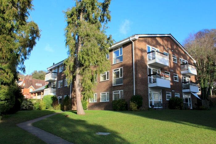 2 Bedroom Flat To Rent In Charterhouse Road, Godalming GU7