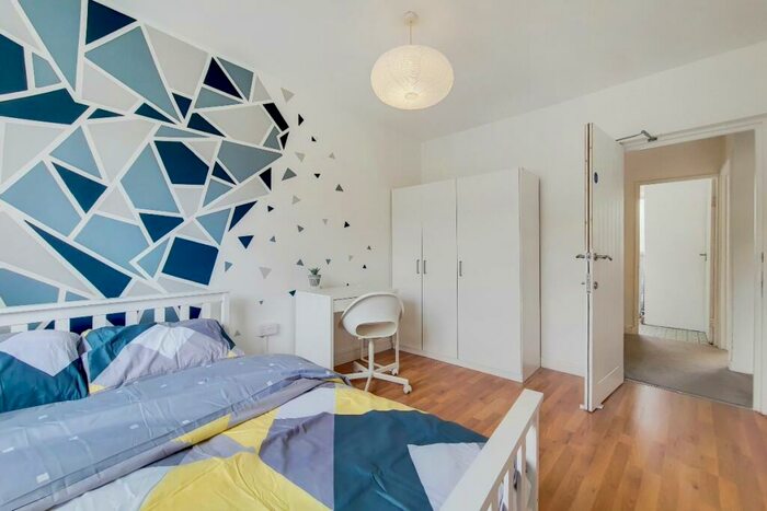 4 Bedroom Flat To Rent In Stanhope Street, London, NW1