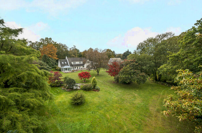 5 Bedroom Detached House For Sale In Bramshott Chase, Hindhead, Surrey, GU26