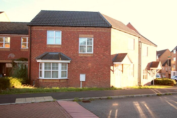 3 Bedroom Semi-Detached House To Rent In Pavior Road, Nottingham, NG5