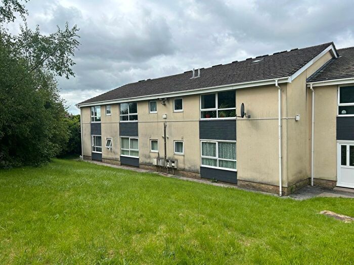 1 Bedroom Flat For Sale In Llys Newydd, Llanelli, Llanelli, Dyfed, SA14