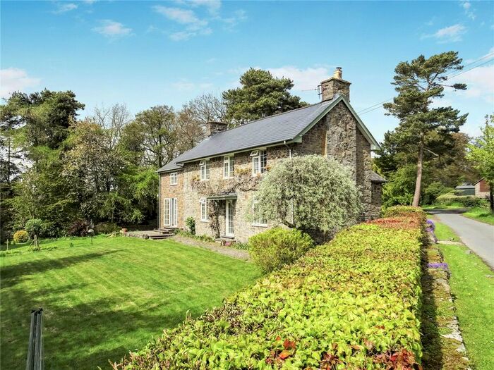 4 Bedroom Land For Sale In Brynhelig, Llandinam, Powys, SY17