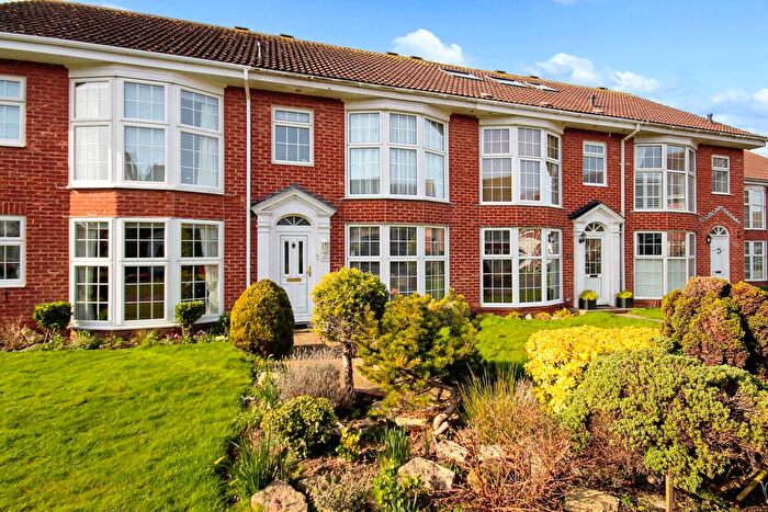 3 Bedroom Terraced House For Sale In Lime Grove, Angmering, BN16